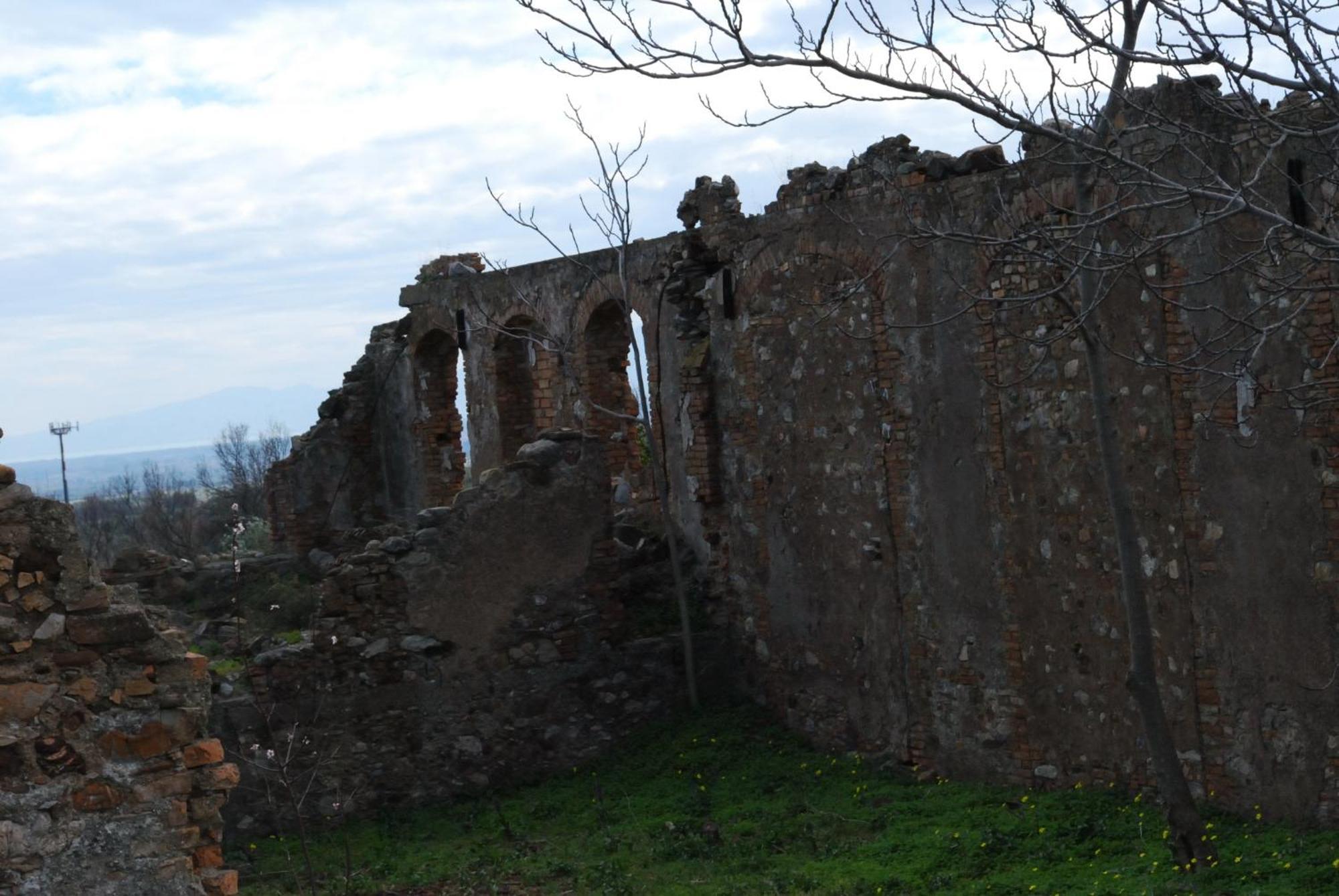 Agriturismo - B&B "La Funicolare" Francavilla Marittima Bagian luar foto