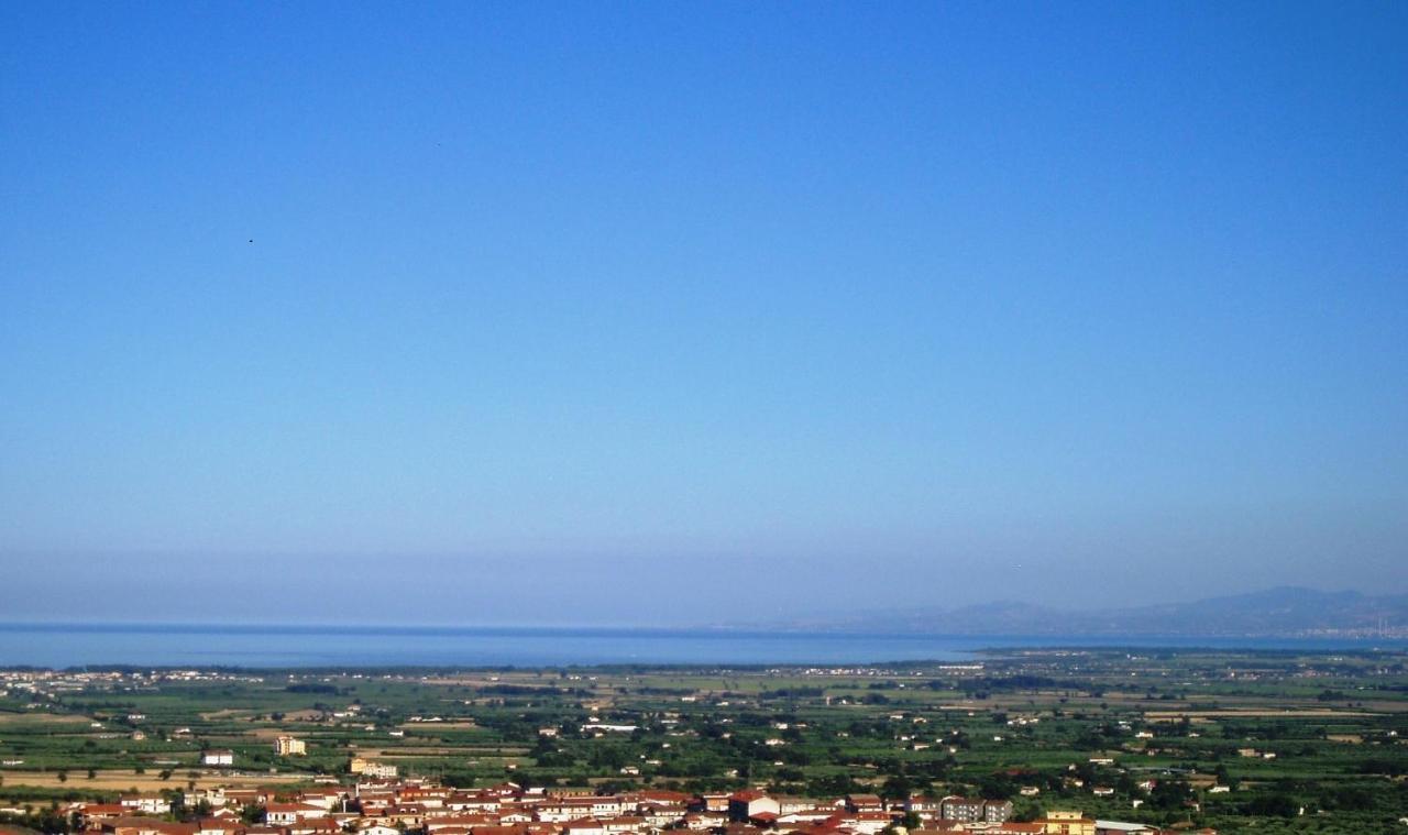 Agriturismo - B&B "La Funicolare" Francavilla Marittima Bagian luar foto
